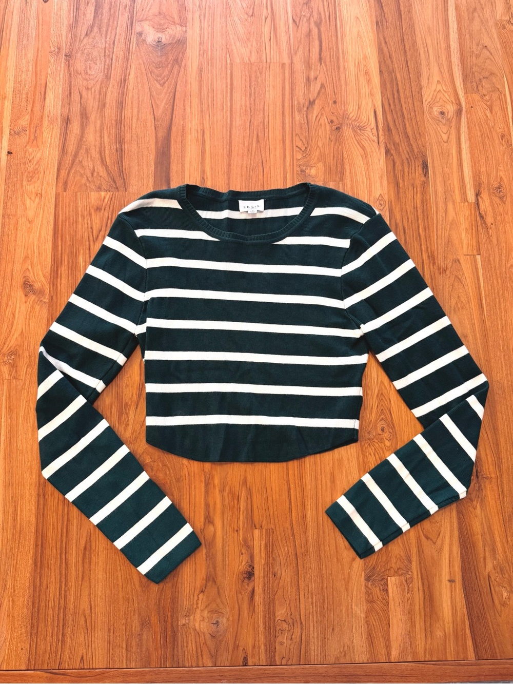 Le Lis Cropped Green & White Striped Sweater Women’s Small Crewneck